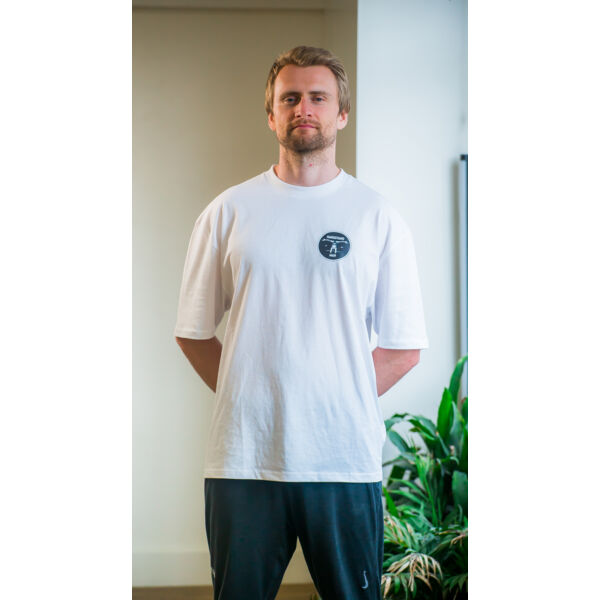 Minute Club Oversized T shirt Thumbnail